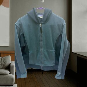 Patagonia Women’s Black /gray Fleece Jacket M